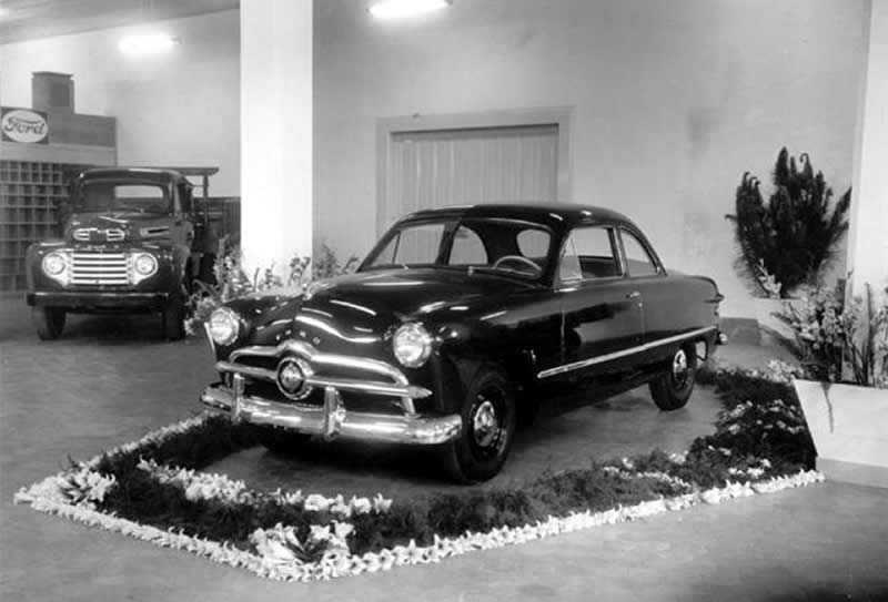 O lan amento do Ford 1949 na Wigg SA